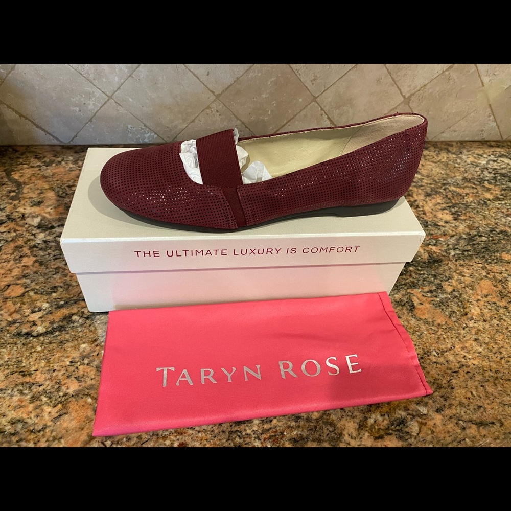 Taryn Rose burgundy flats shoes 8.5 bib